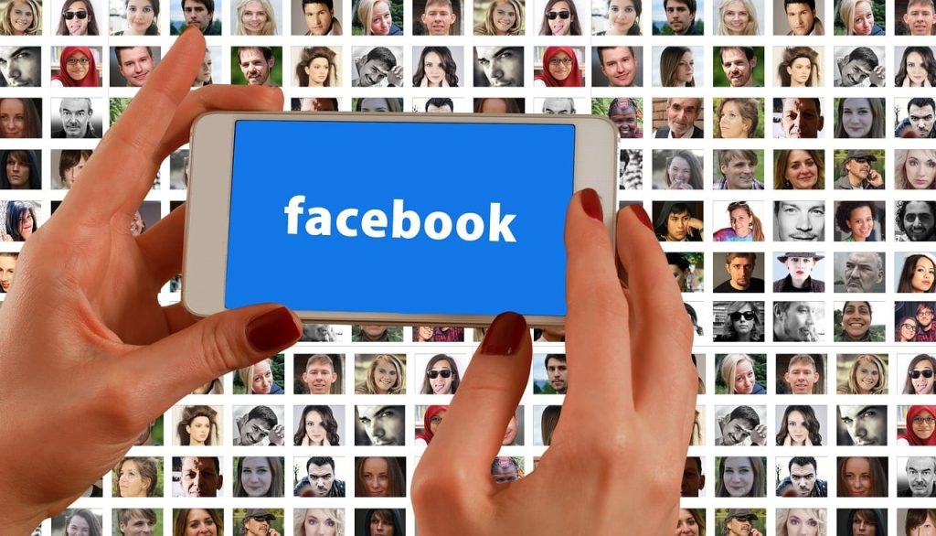 facebook feed